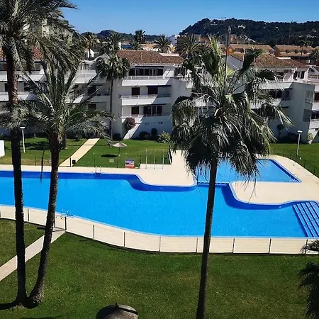 Casa En Urb. Con La Piscina Mas Grande De Javea. Javea