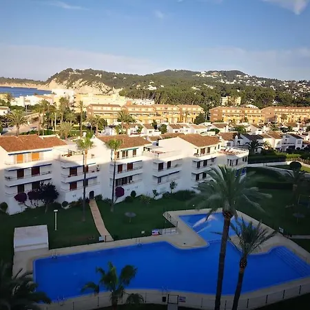 Casa En Urb. Con La Piscina Mas Grande De Javea. *